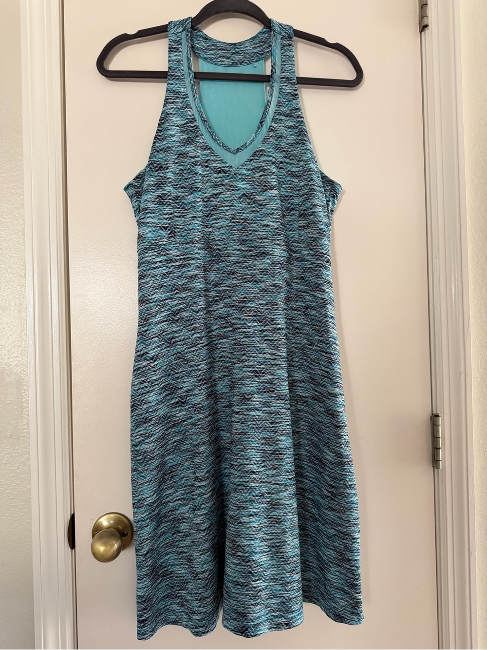MPG Aqua Activewear Top with Subtle Logo